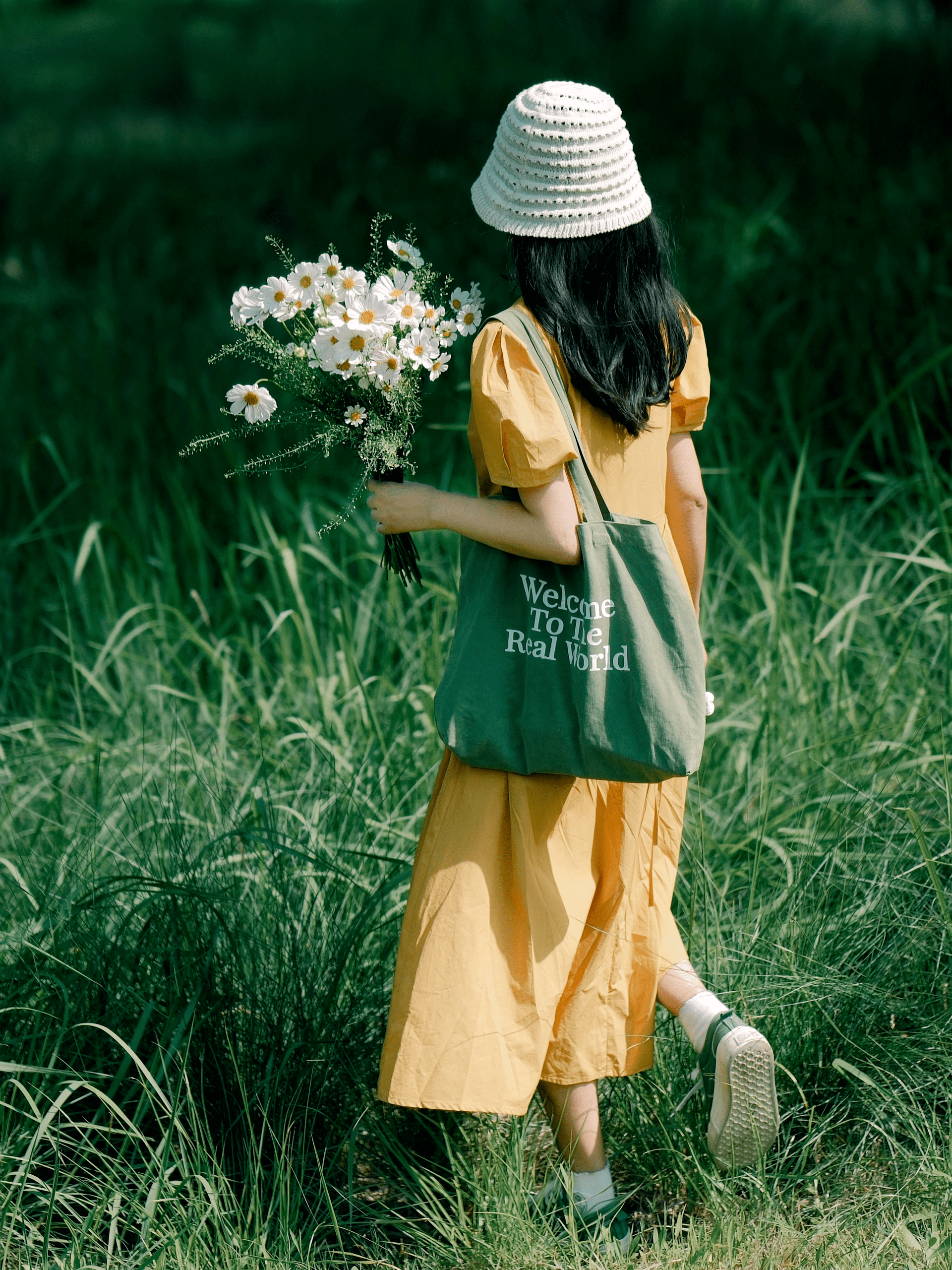 Chụp Ảnh Nghệ Thuật Phong Cách Điện Ảnh Mùa Hè | 🌿💛 Bộ Lọc Xanh Chữa Lành Tâm Hồn 8 20250220214935263-1040g008314pn33p20m4g5n58nl45sud2urbovj8