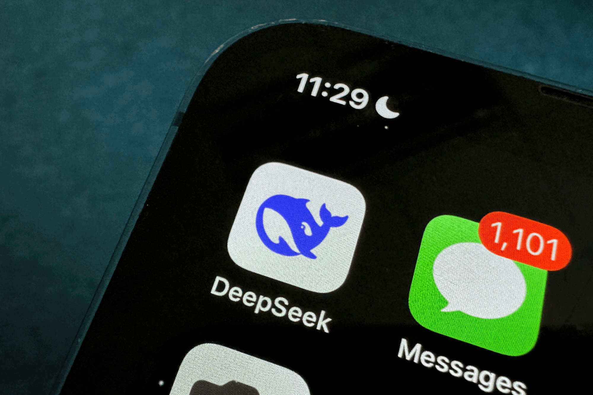 20250420234957196-deepseek-2